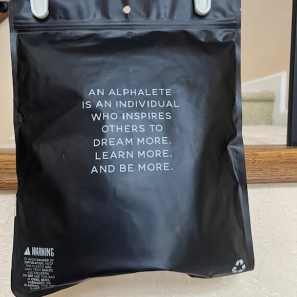 NWT Alphalete Hero Seamless Long Sleeve - Picture 9 of 9